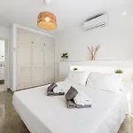 3 Vipvipvillas * Tías